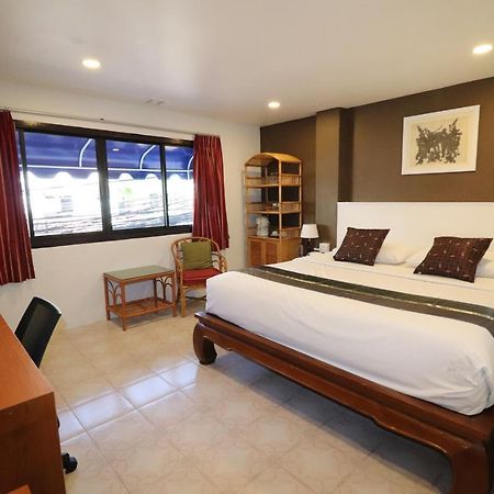 Summer Breeze Hotel Patong Eksteriør bilde