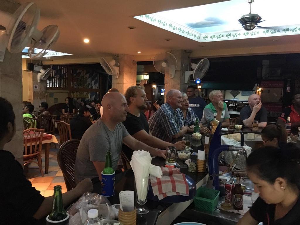 Summer Breeze Hotel Patong Eksteriør bilde